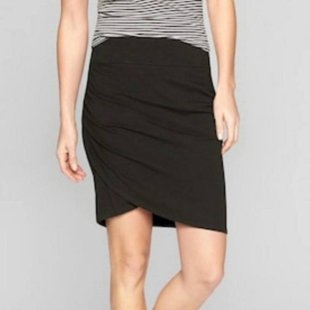 NEW Athleta Kickback Ruched Crossover Skirt